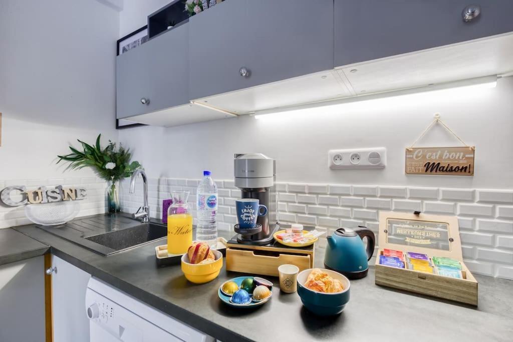 Apartamento Escale A Paris Metro & Parking Saint-Ouen  Exterior foto